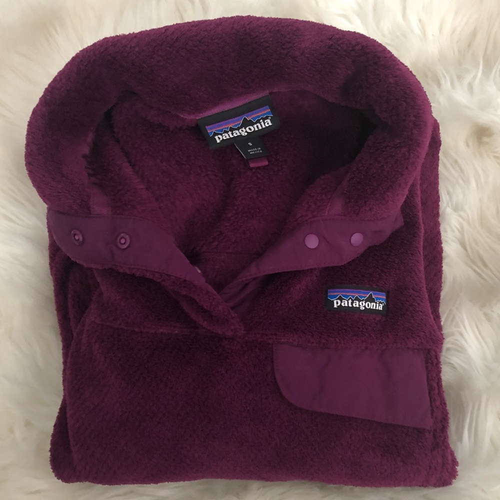 Patagonia jacket fuzzy soft purple pull over